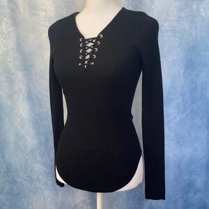 🌺2for$20🌺No Boundaries Black Lace-Up Ribbed Longsleeve Stretchy Top High-Low Hem